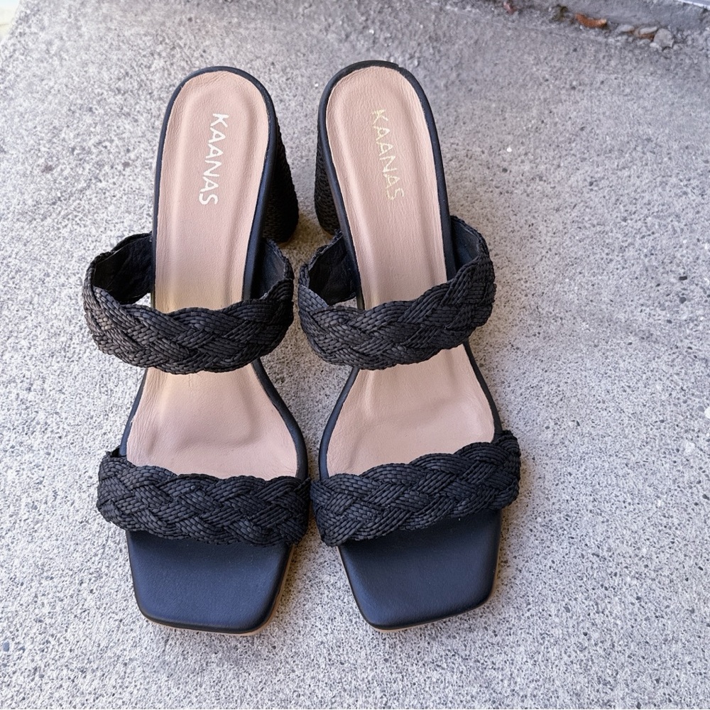 NEW Kaanas Black Mules Slip-On Minimalist Design